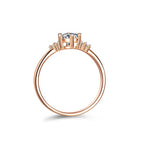 Zilveren Moissanite Solitaire Ring roségoudverguld – detailfoto steen en zetting