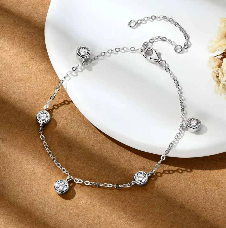 1.5 karaat moissanite (lab diamant) armband | 925 sterling Zilver, Witgoud ­verguld