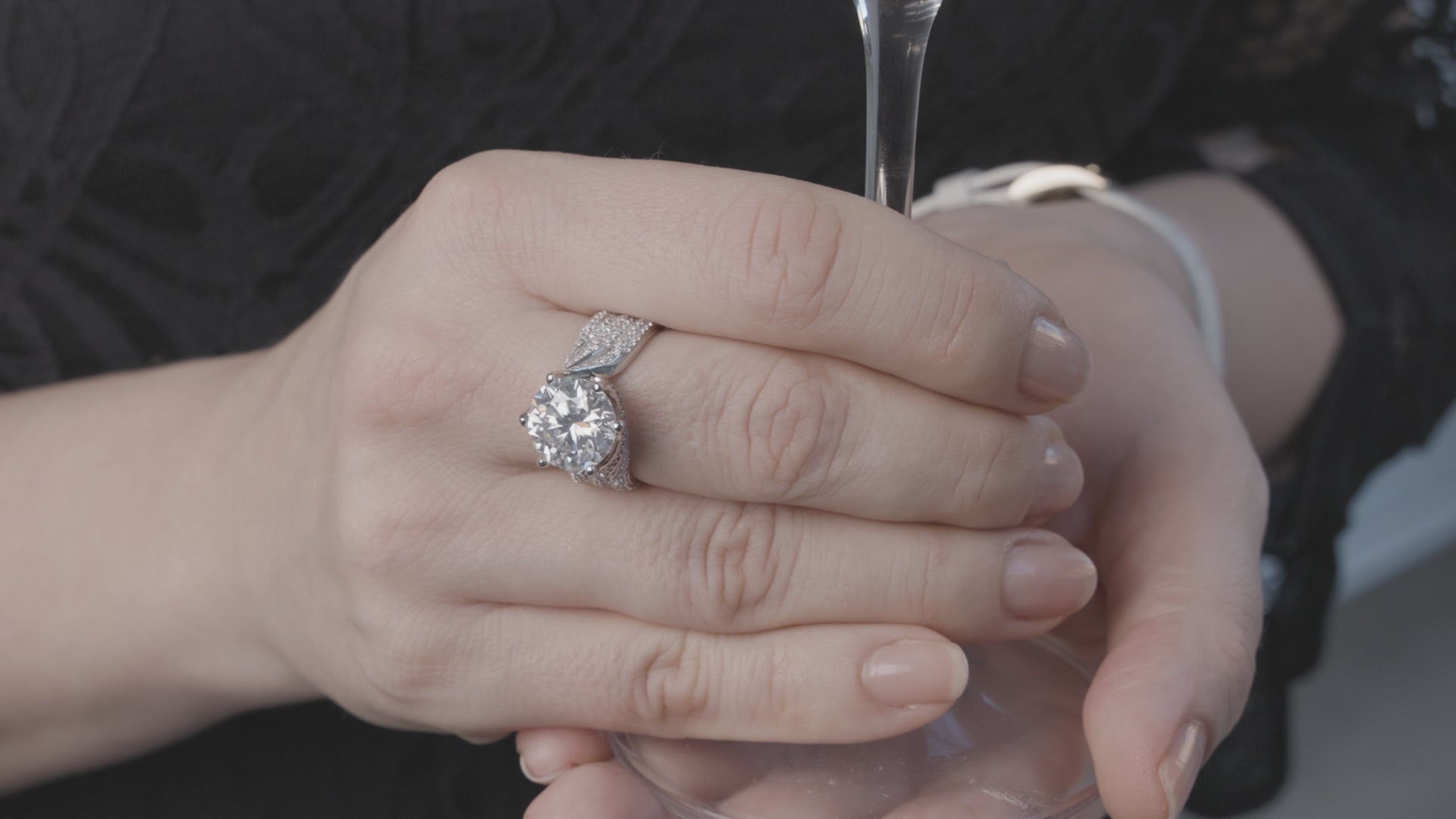 5 Karaat Moissanite (lab diamant) ring | 925 Sterling Zilver, platinum verguld | 17.25 mm / maat 54